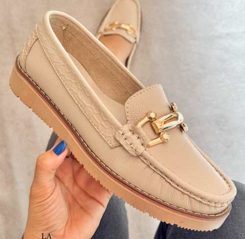 Mocasín Regina. Puro Cuero. Dama.