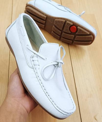 Mocasín Pardo Suizo. Puro Cuero. Caballero